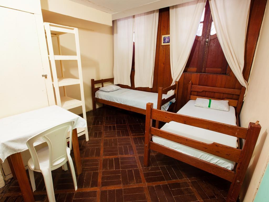 Hostal Amazonia *